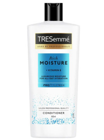 Кондиционер TRESemmé Rich Moisture, 685 мл 
